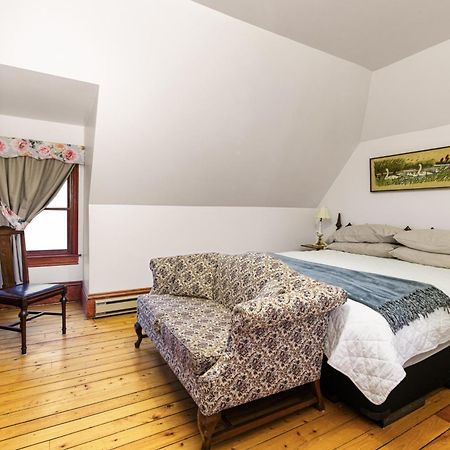 Bed and Breakfast Le Griffon Шедьяк Экстерьер фото