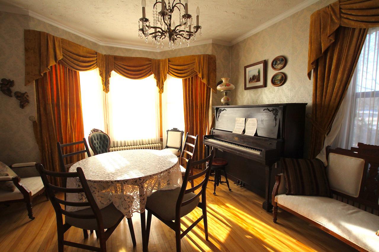 Bed and Breakfast Le Griffon Шедьяк Экстерьер фото