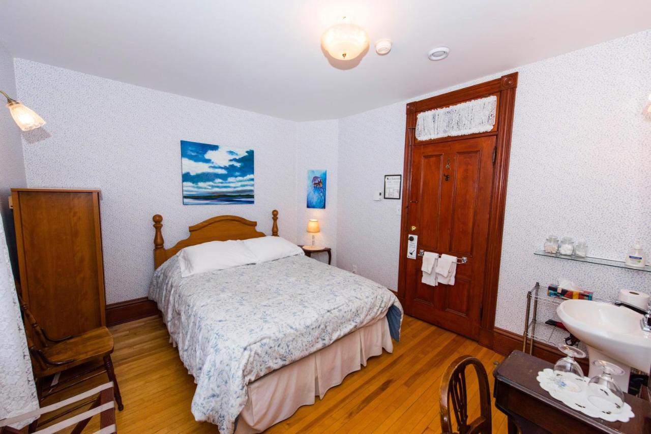 Bed and Breakfast Le Griffon Шедьяк Экстерьер фото