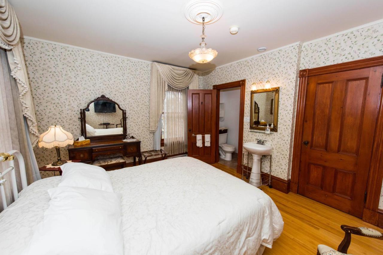 Bed and Breakfast Le Griffon Шедьяк Экстерьер фото