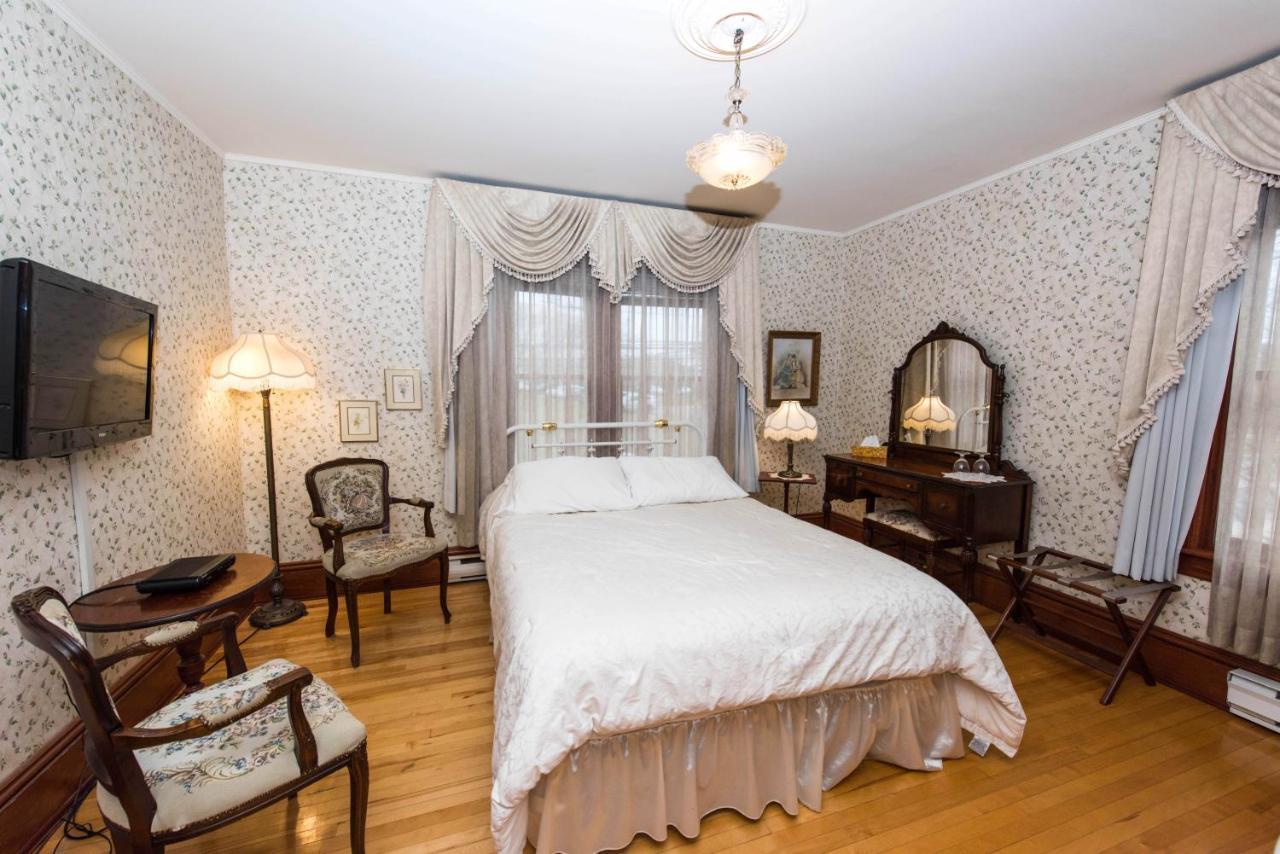 Bed and Breakfast Le Griffon Шедьяк Экстерьер фото